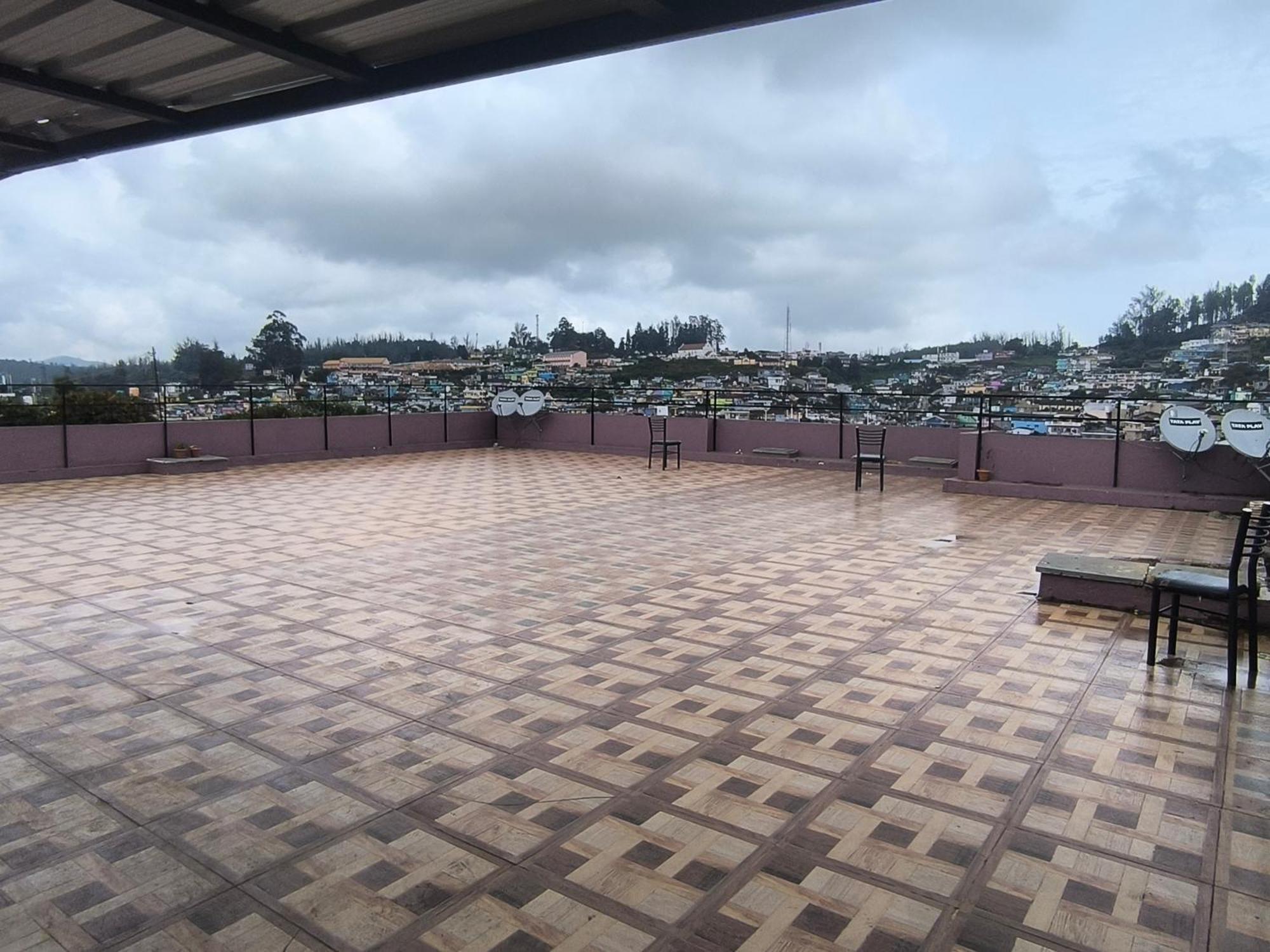 J J Homes Ooty Εξωτερικό φωτογραφία